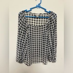 Checkered black and white sheer top with bubble sleeves casual size small